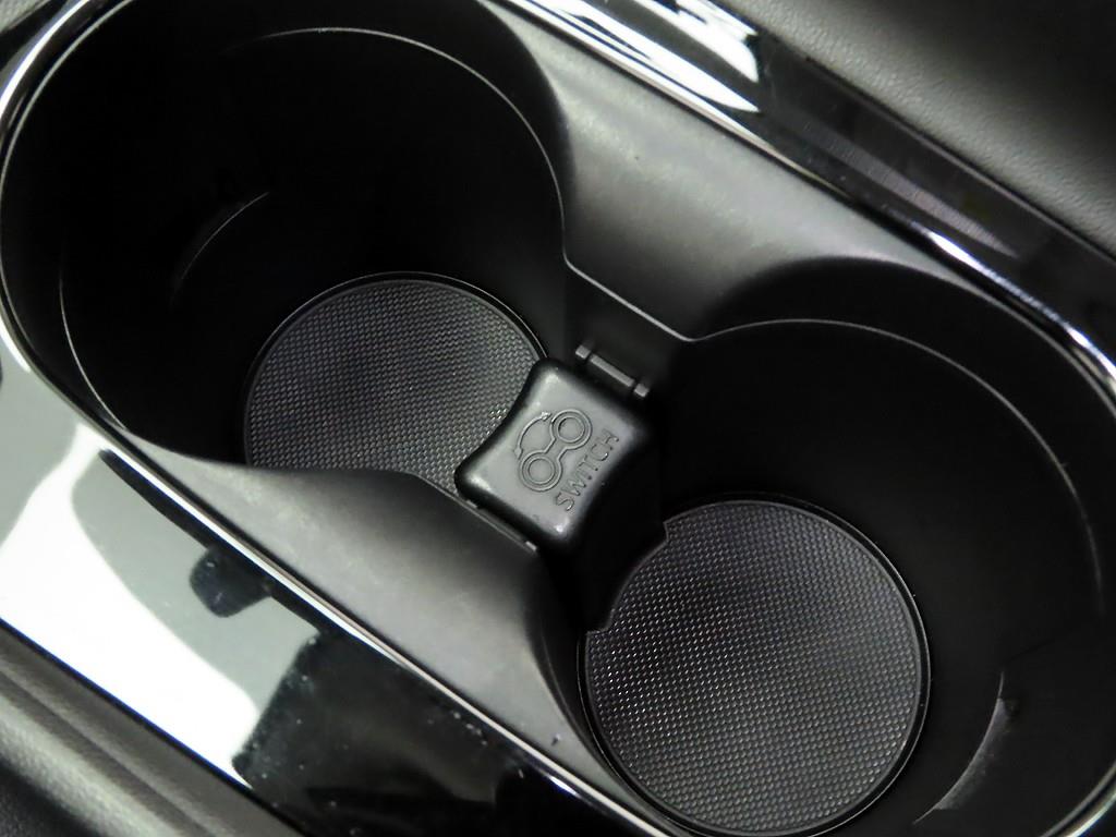 HYUNDAI Avante - Vista 12
