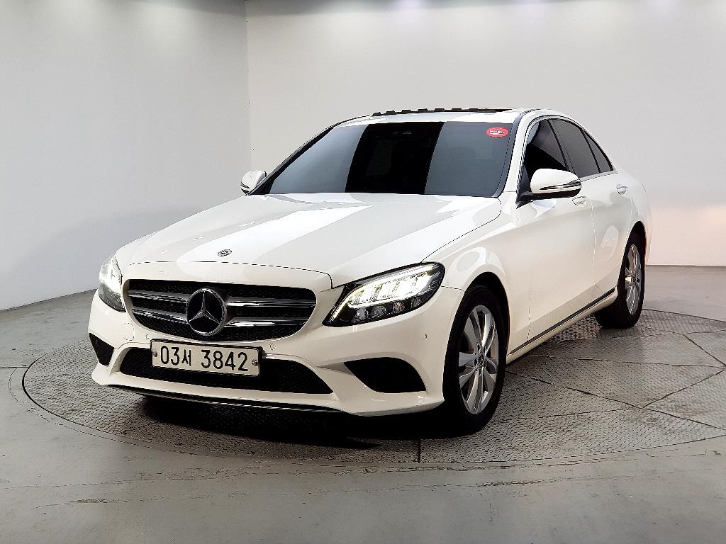 Mercedes Benz C Class 2019 Blanco - Importación desde Corea - HF Imports Iquique - Foto 1