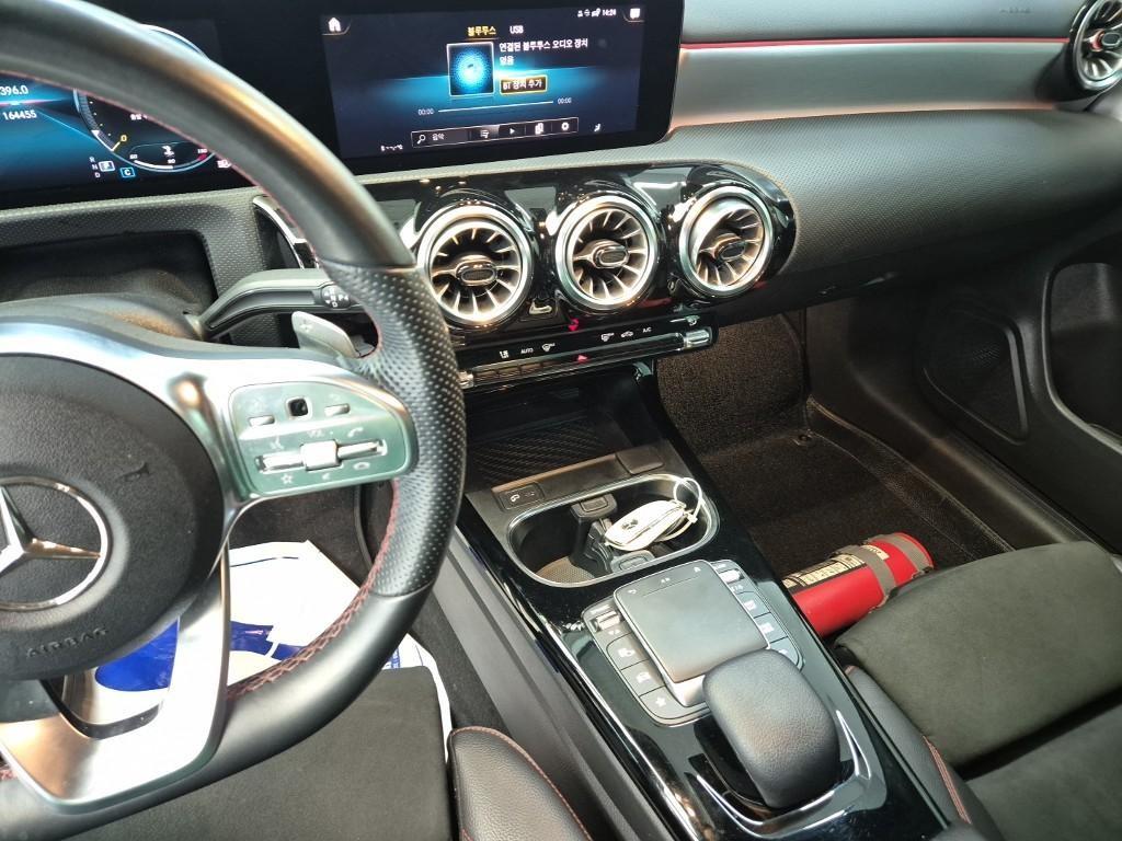 Mercedes Benz CLA Class - Vista 10