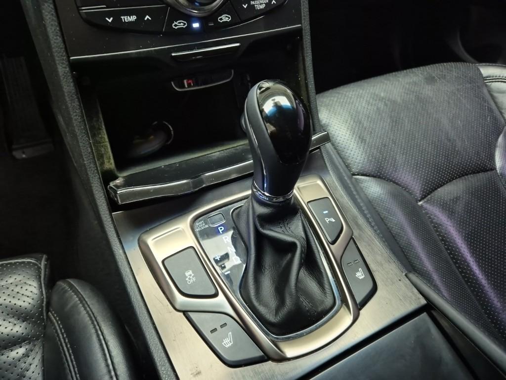HYUNDAI Grandeur - Vista 8