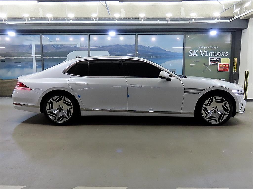 Genesis G90 - Vista 3