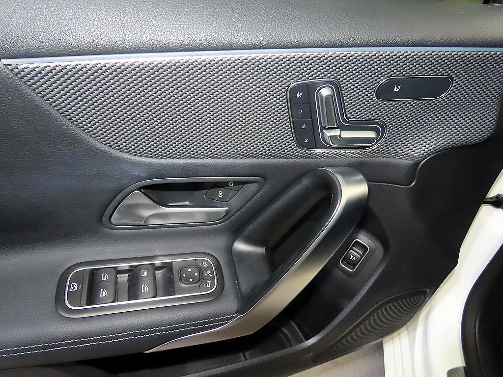 Mercedes Benz A Class 2022 Blanco - Importación desde Corea - HF Imports Iquique - Foto 14