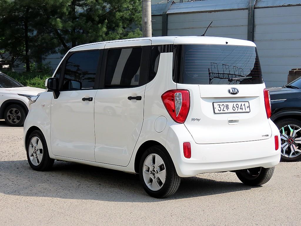 KIA Ray - Vista 3