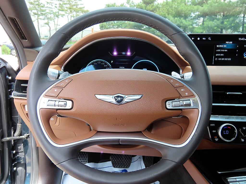 Genesis G80 - Vista 8