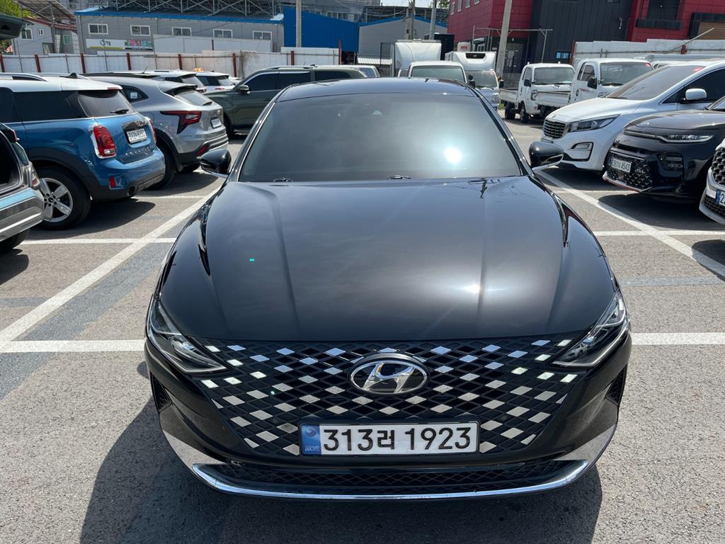 HYUNDAI Grandeur 2020 Negro - Importación desde Corea - HF Imports Iquique - Foto 1