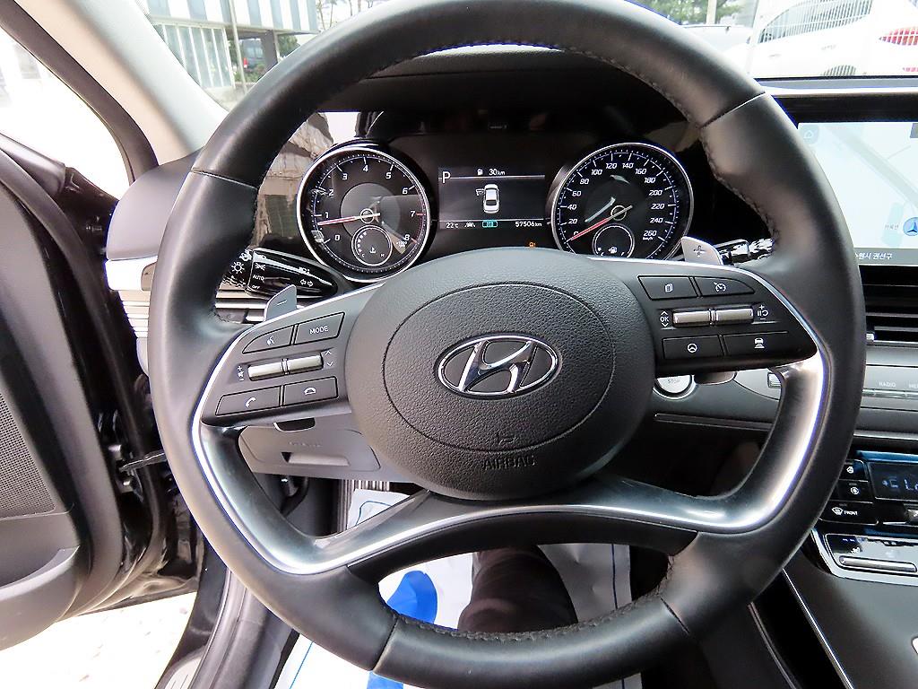 HYUNDAI Grandeur - Vista 8