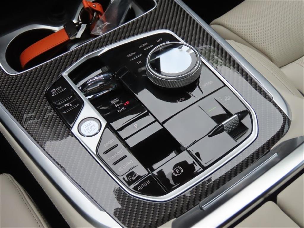 BMW X7 - Vista 11