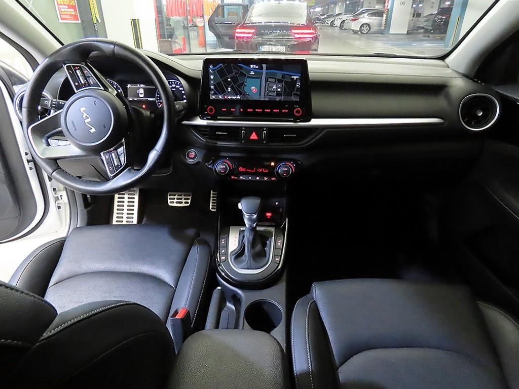 KIA K3 - Vista 10