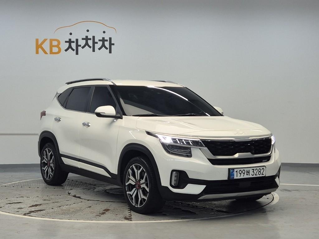 KIA Seltos - Vista 3