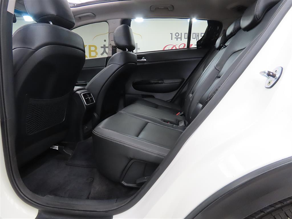 KIA Sportage - Vista 6
