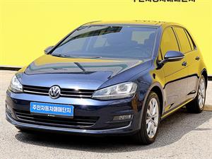 Volkswagen Golf - Vista 4