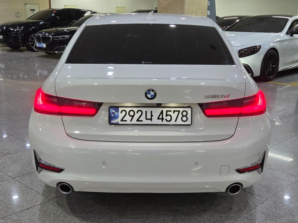 BMW 3 series - Vista 4