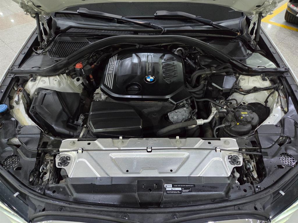 BMW 3 series 2019 Blanco - Importación desde Corea - HF Imports Iquique - Foto 18