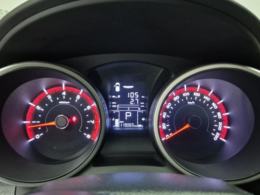 Ssangyong Tivoli - Vista 6