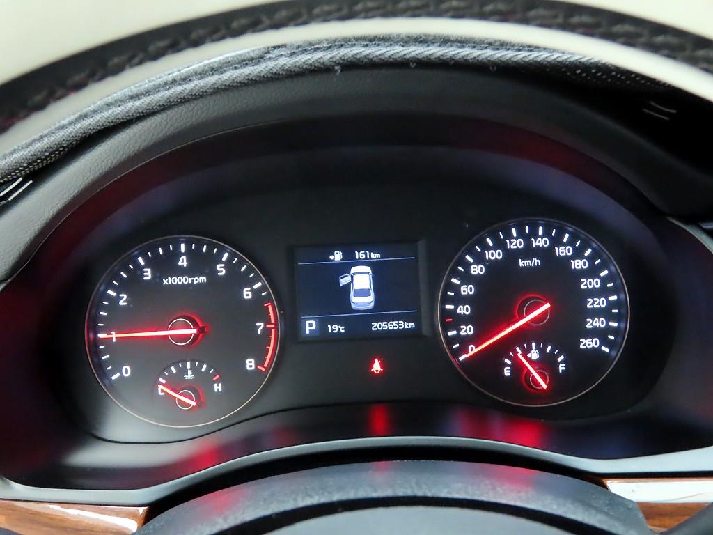 KIA K7 - Vista 5
