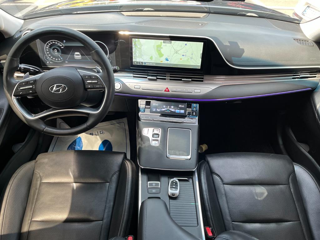 HYUNDAI Grandeur - Vista 8