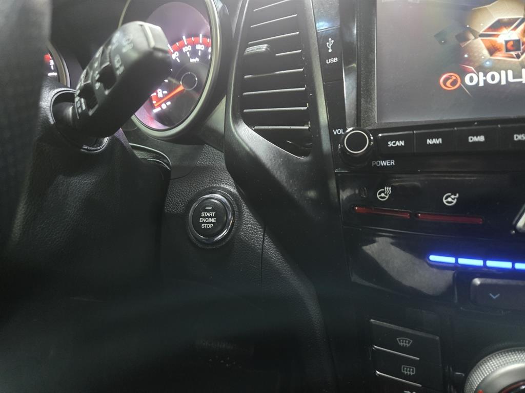 Ssangyong Tivoli 2019 Azul - Importación desde Corea - HF Imports Iquique - Foto 14