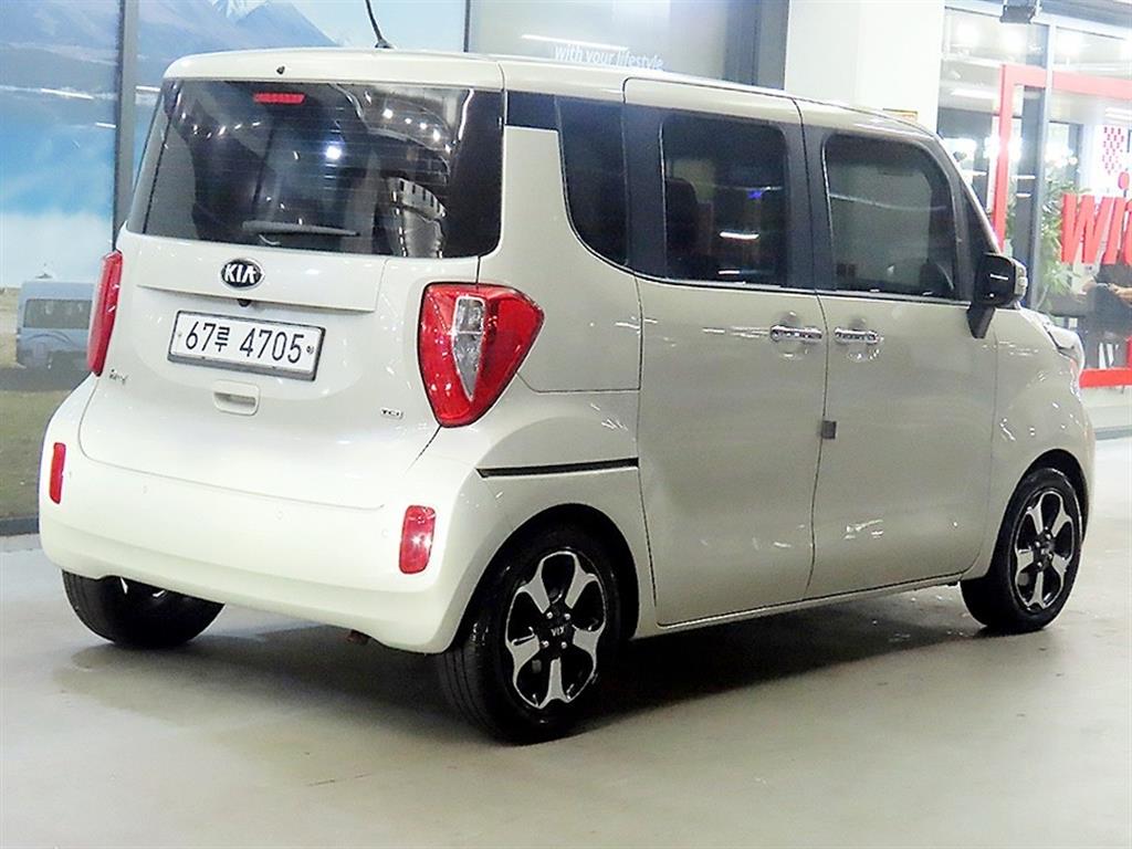 KIA Ray - Vista 4