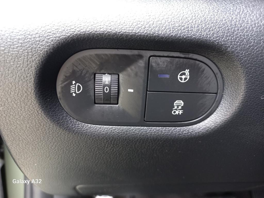 HYUNDAI Casper - Vista 8