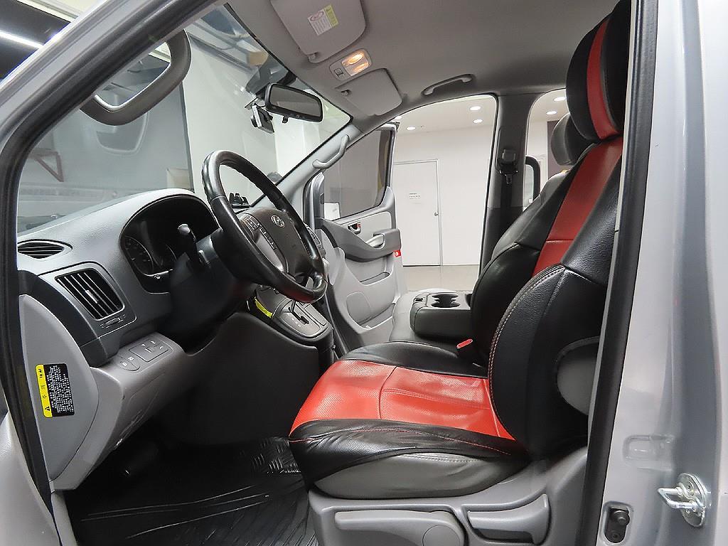 HYUNDAI Starex 2019 Plateado - Importación desde Corea - HF Imports Iquique - Foto 13