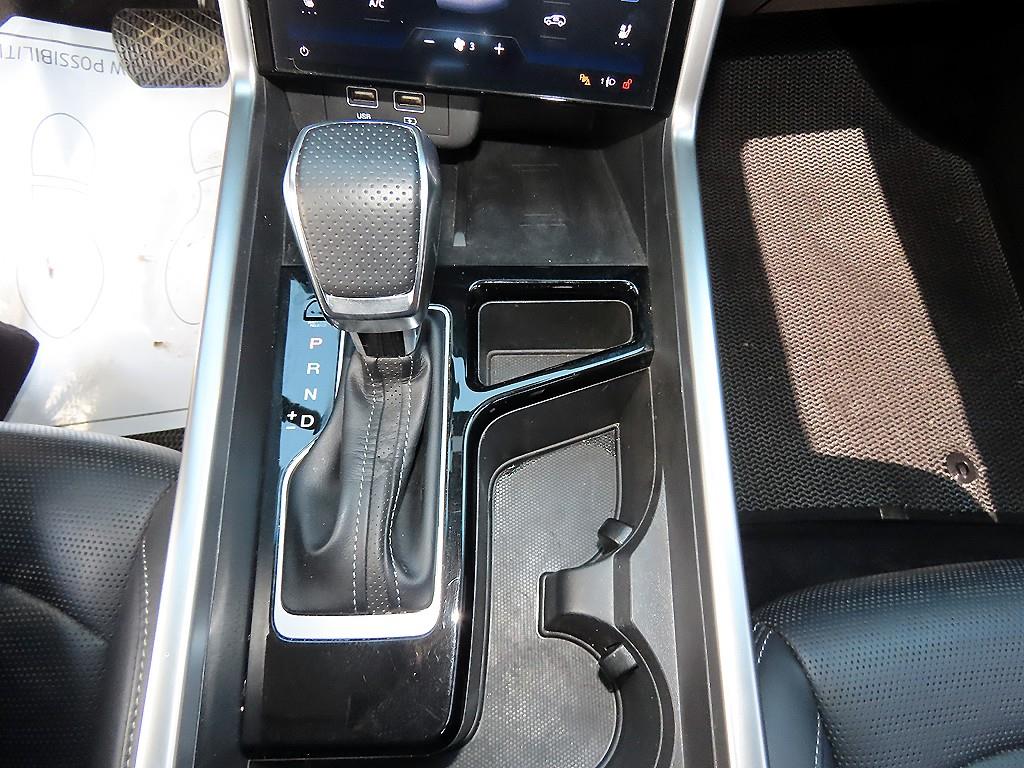 Ssangyong Torres - Vista 10