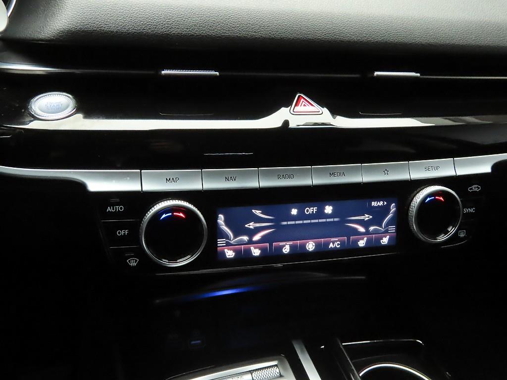 Genesis G80 - Vista 9