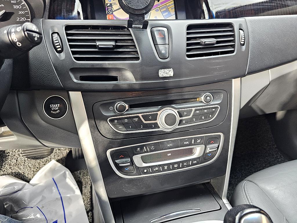 SAMSUNG SM5 2010 Blanco - Importación desde Corea - HF Imports Iquique - Foto 13