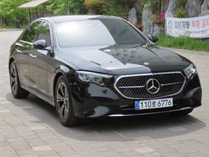 Mercedes Benz E class - Vista 4