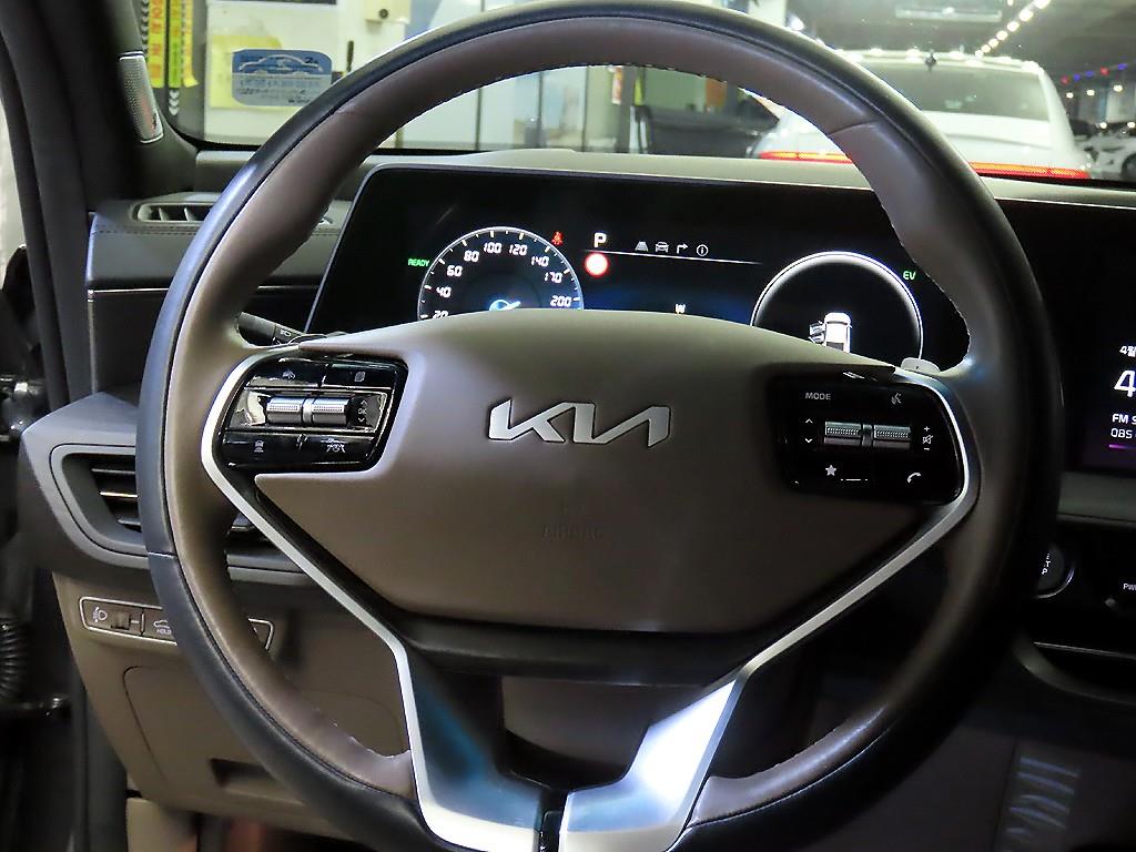 KIA K8 - Vista 8