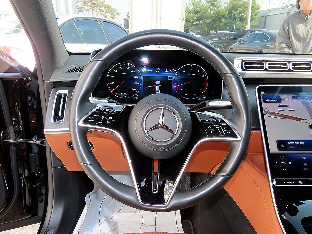 Mercedes Benz S Class - Vista 8