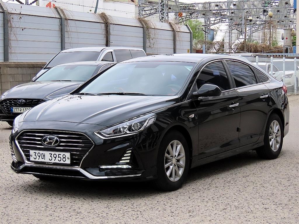 HYUNDAI Sonata - Vista 2