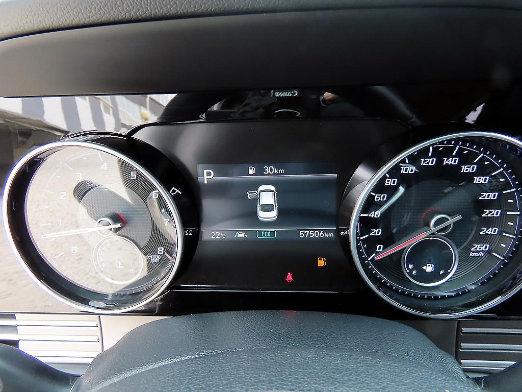 HYUNDAI Grandeur - Vista 9