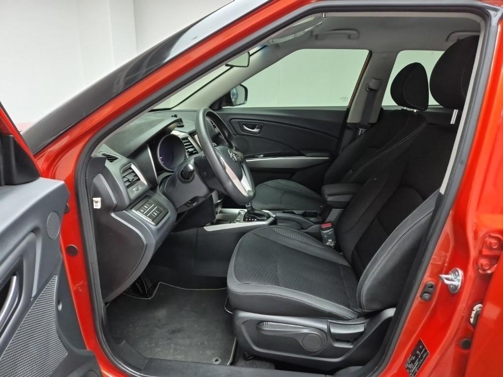 Ssangyong Tivoli 2019 Rojo - Importación desde Corea - HF Imports Iquique - Foto 14