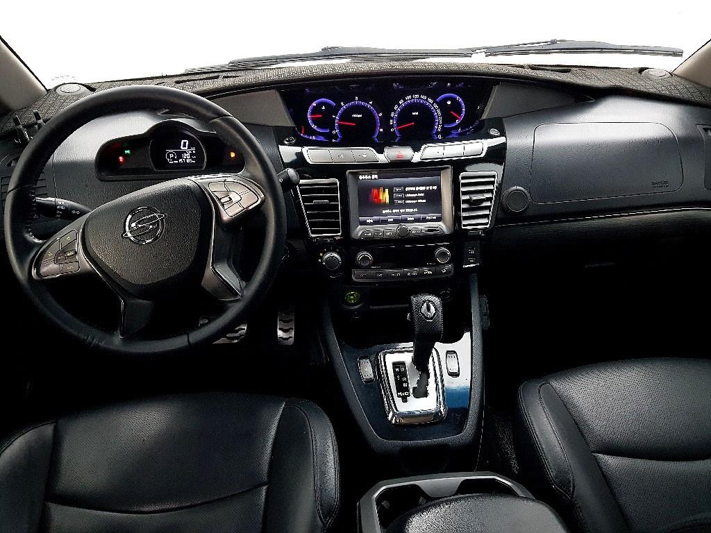 Ssangyong Korando - Vista 5