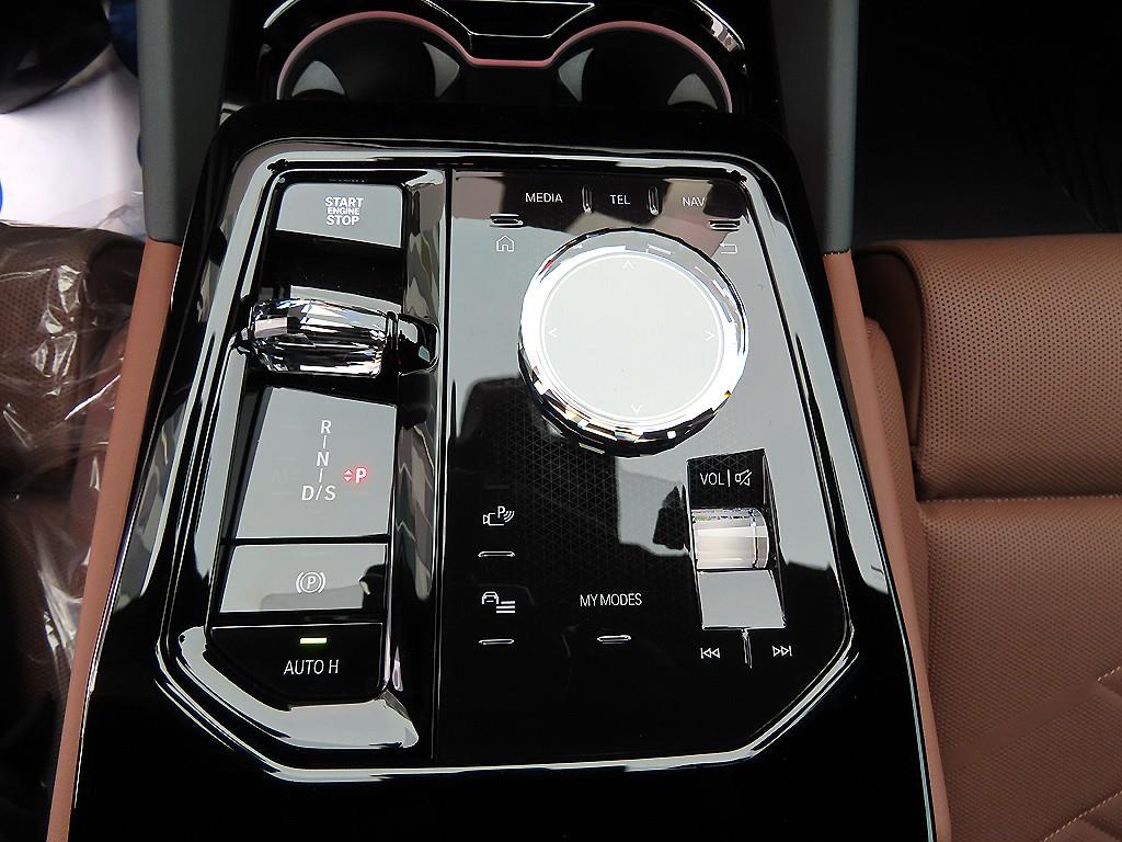 BMW 5 Series - Vista 11