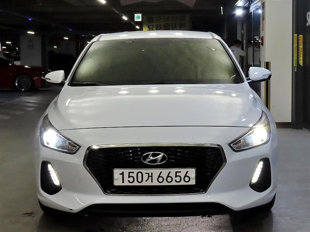 HYUNDAI i30 - Vista 2