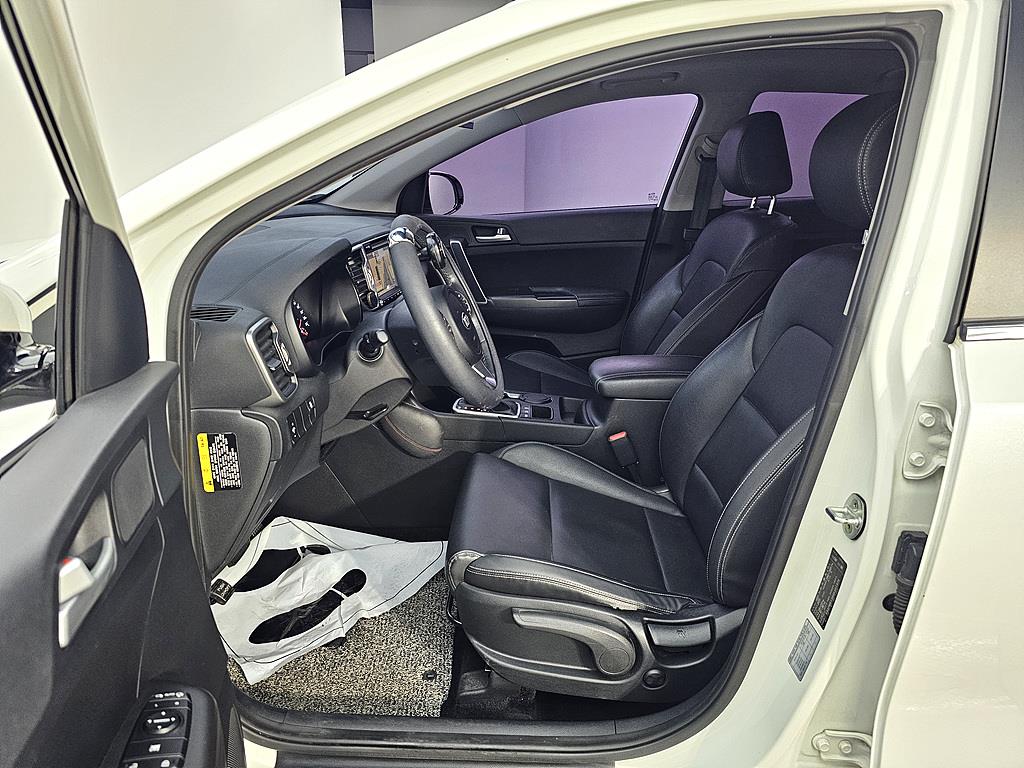 KIA Sportage - Vista 8