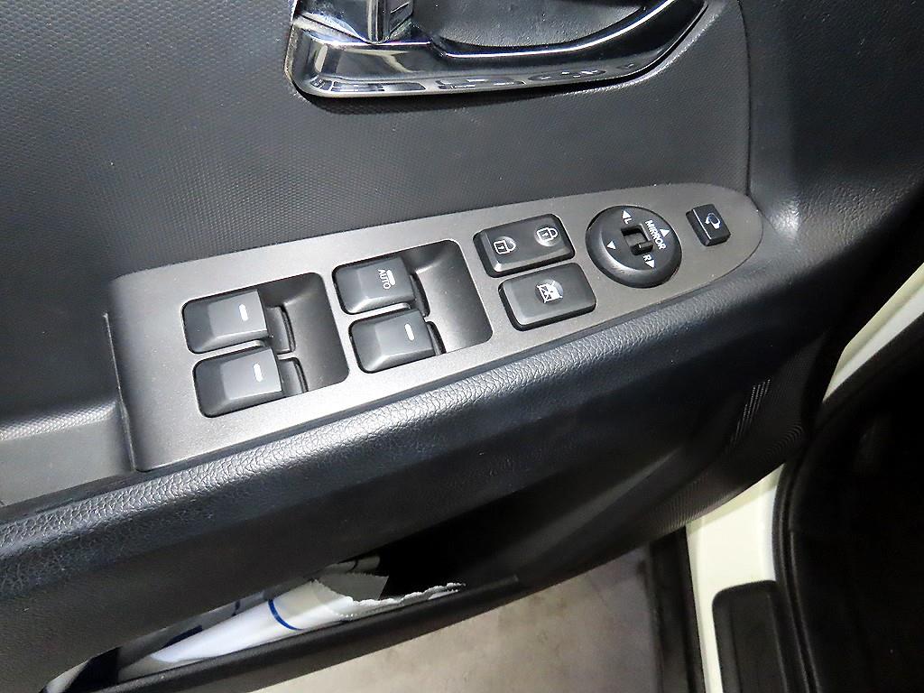 KIA Sportage 2012 Blanco - Importación desde Corea - HF Imports Iquique - Foto 13
