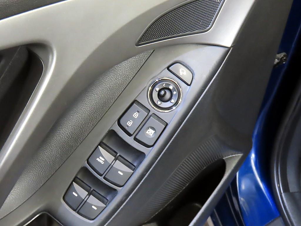 HYUNDAI Avante 2012 Azul - Importación desde Corea - HF Imports Iquique - Foto 17