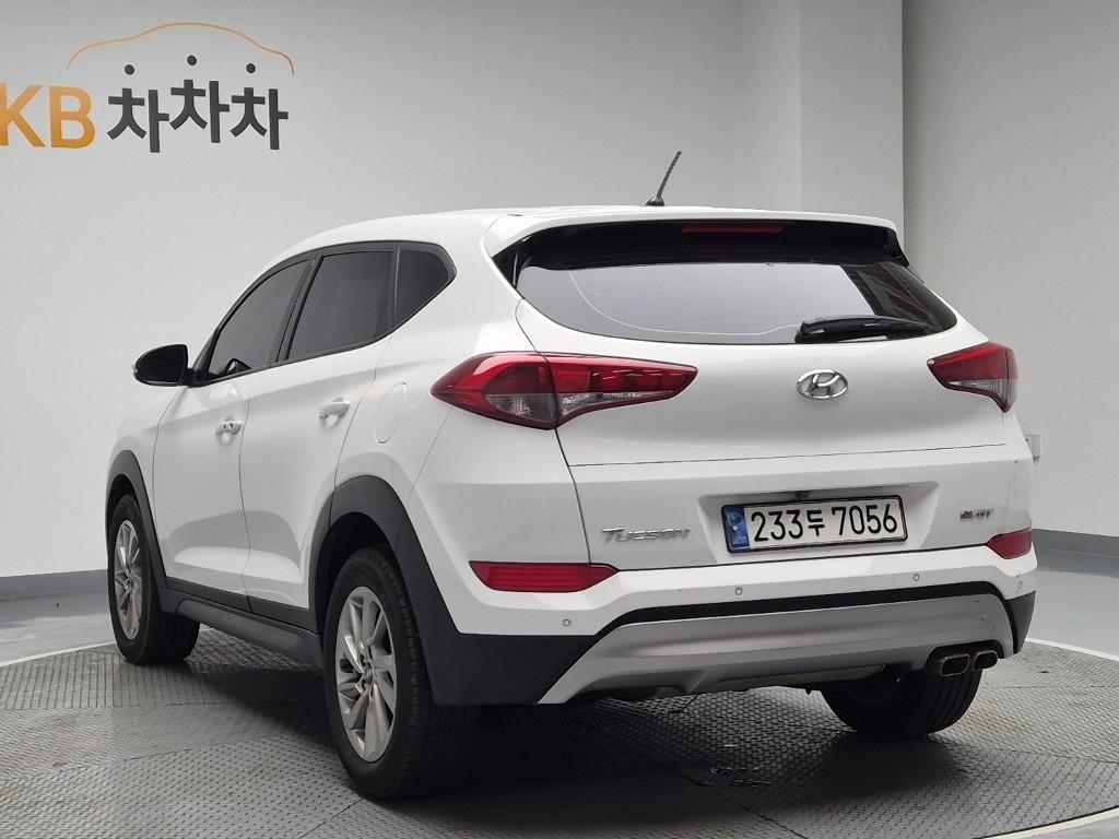 HYUNDAI Tucson - Vista 2