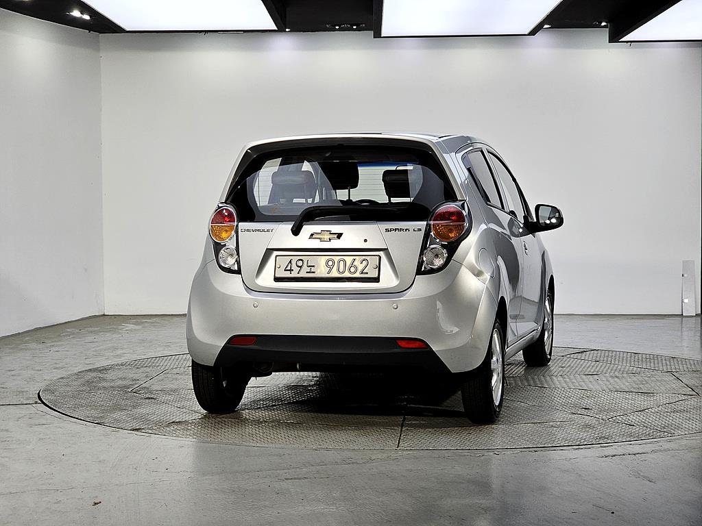 Chevrolet Spark - Vista 3