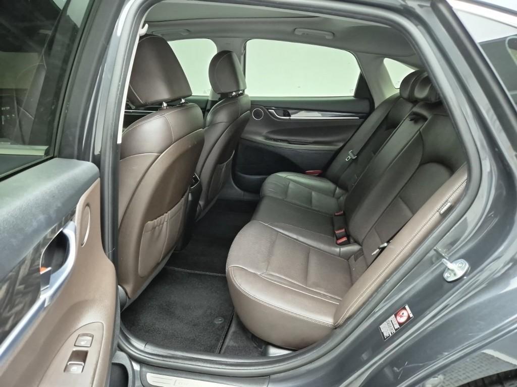 HYUNDAI Grandeur - Vista 12