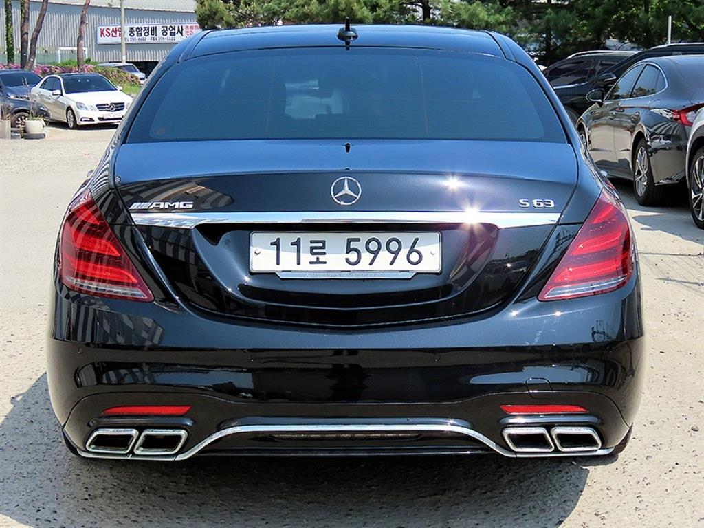 Mercedes Benz S Class - Vista 4