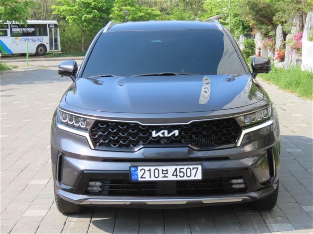 KIA Sorento 2022 Gris - Importación desde Corea - HF Imports Iquique - Foto 1