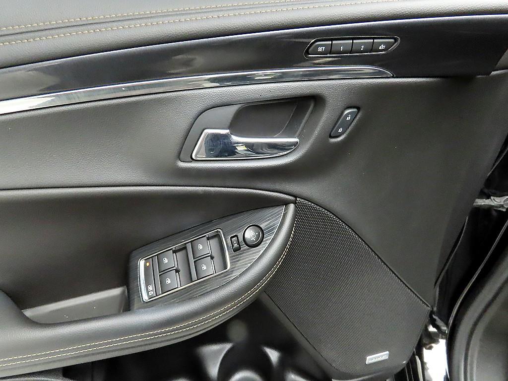 Chevrolet Impala - Vista 11