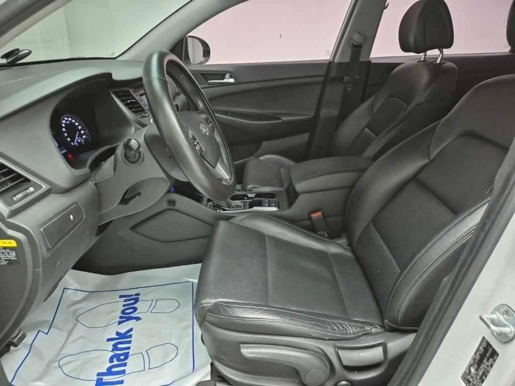 HYUNDAI Tucson - Vista 11
