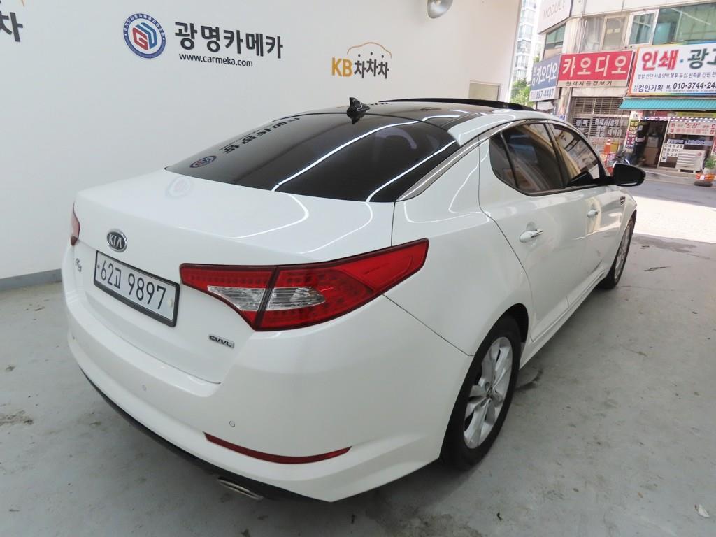 KIA K5 - Vista 3