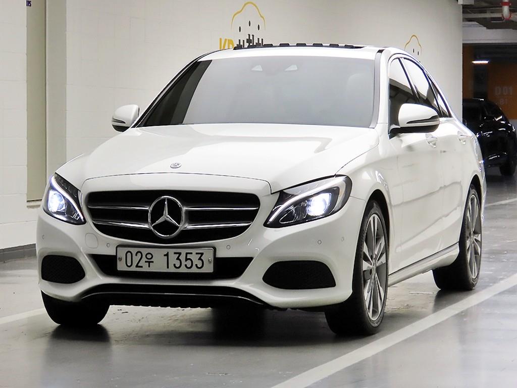 Mercedes Benz C Class - Vista 2