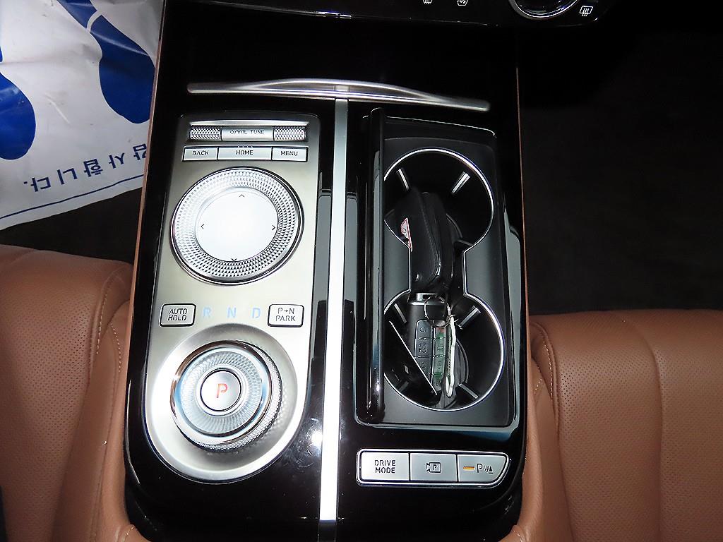 Genesis G80 - Vista 11