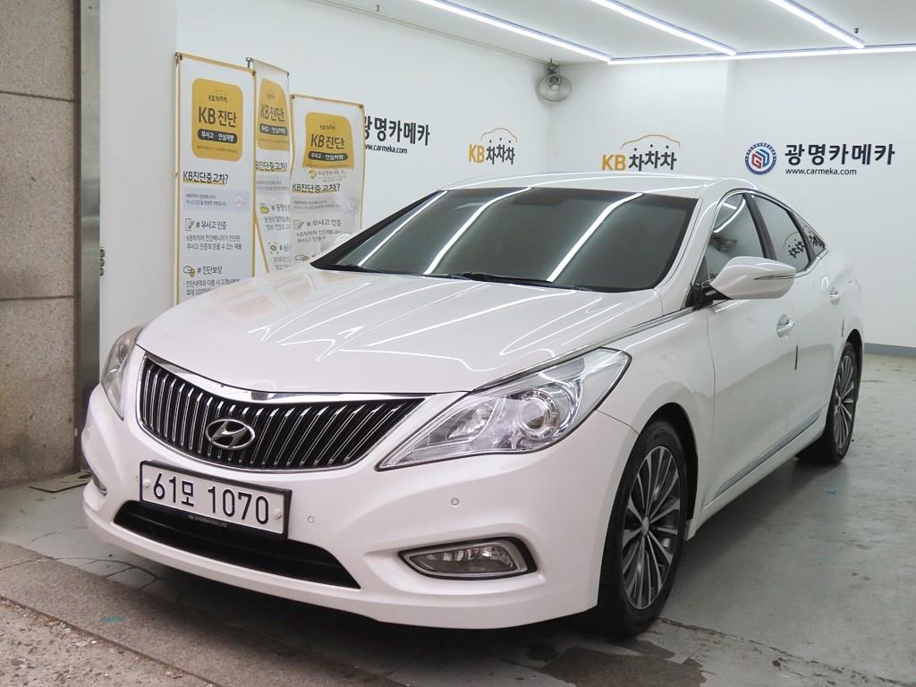 HYUNDAI Grandeur - Vista 2